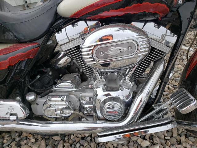 2006 HARLEY-DAVIDSON FLHTCUSE 1HD1PRE136Y955731