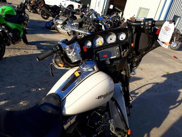 2014 HARLEY-DAVIDSON FLHXS STRE 1HD1KRM19EB645679