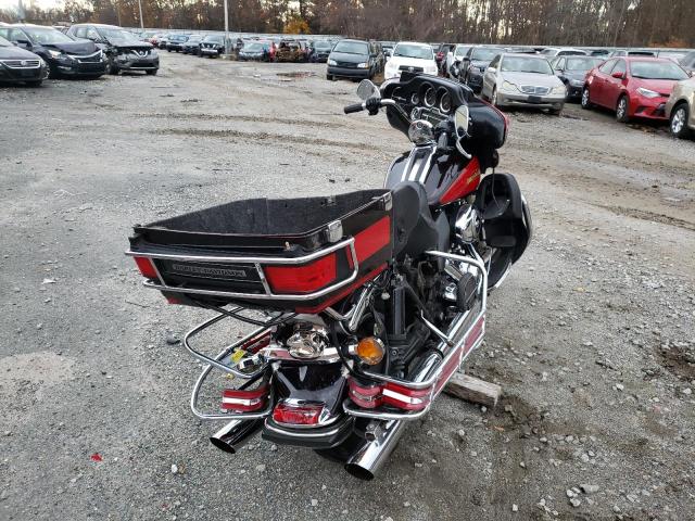 2010 HARLEY-DAVIDSON FLHTCU 1HD1FC411AB625180