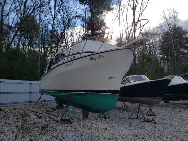 Salvage cars for sale from Copart Warren, MA: 1986 Mark Boat
