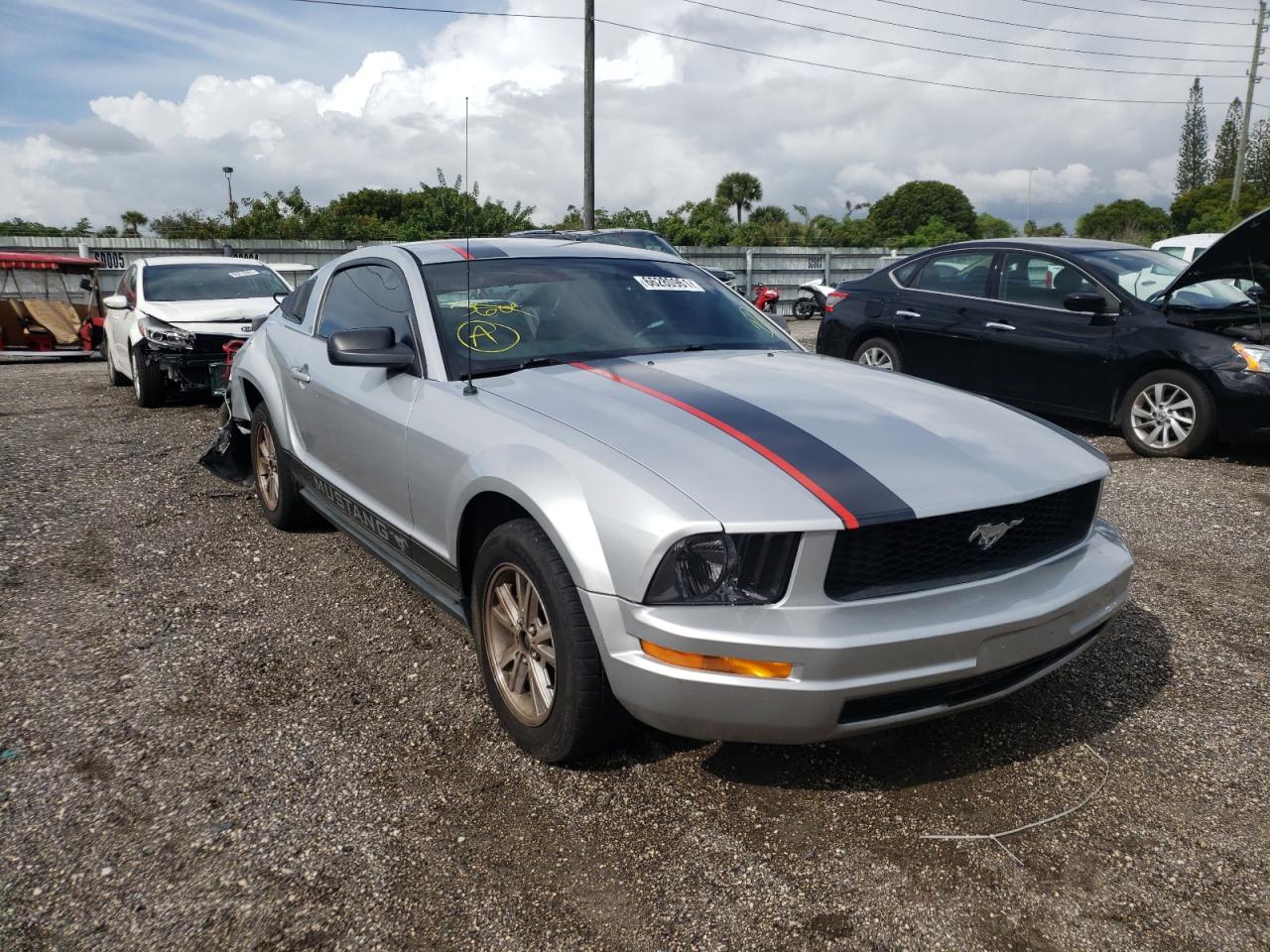 2006 Ford Mustang for Sale in Miami, FL - Rear End