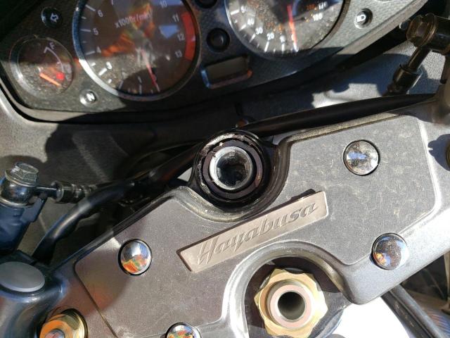 2004 SUZUKI GSX1300 R JS1GW71A942101264
