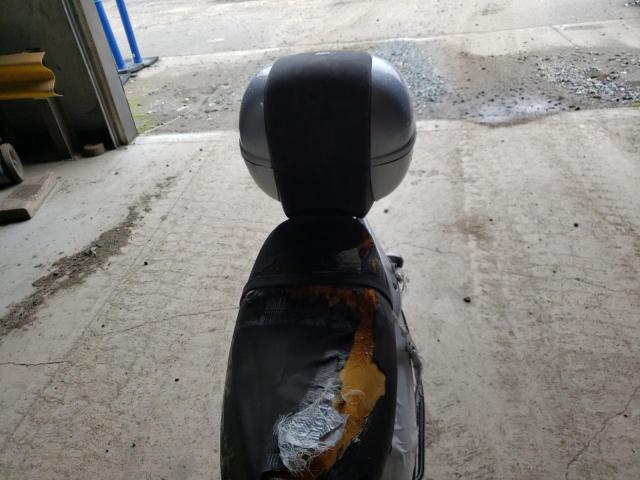 2003 PIAGGIO SCOOTER ZAPM228F835001256