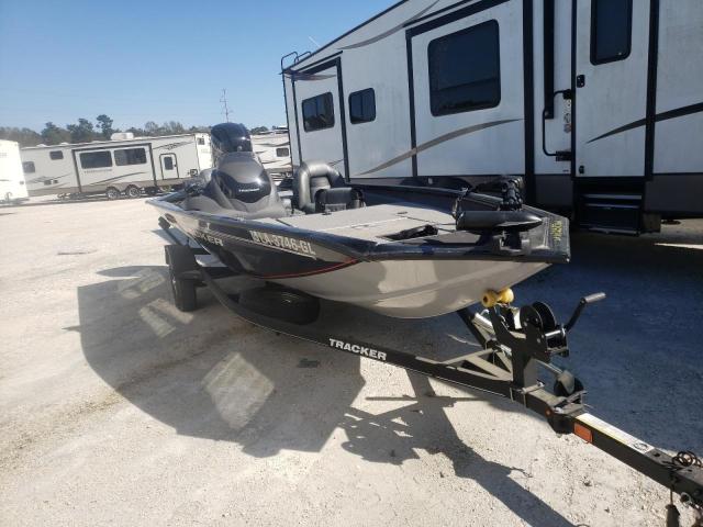 Salvage boats for sale at Greenwell Springs, LA auction: 2019 Tracker Boat