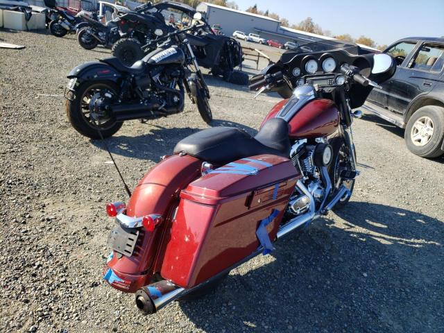 2010 HARLEY-DAVIDSON FLHX 1HD1KB432AB672712