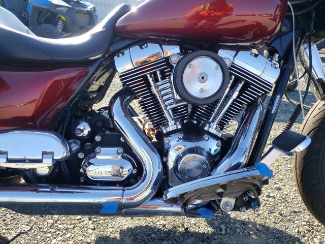 2010 HARLEY-DAVIDSON FLHX 1HD1KB432AB672712