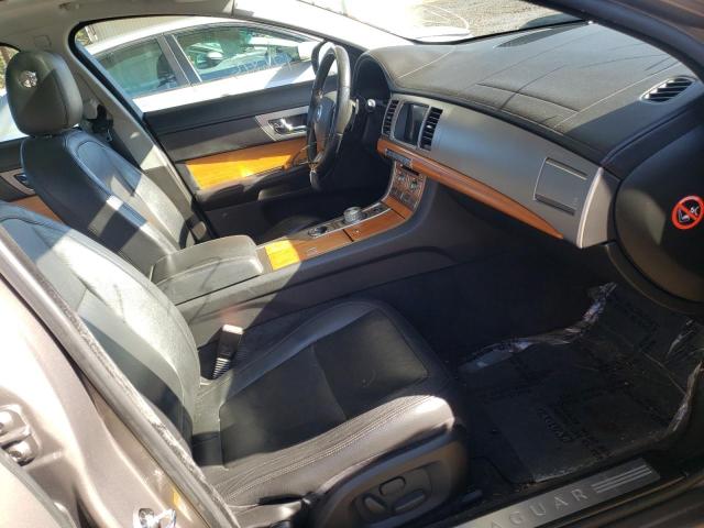 2010 JAGUAR XF LUXURY SAJWA0FA5AHR56277