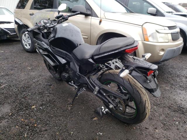 JKAEXEE10GDA21172 Kawasaki Ex650 E 2015. Фото: 2