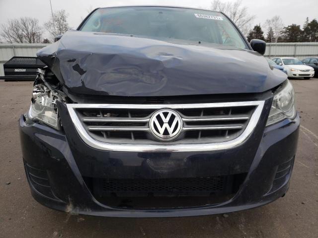 2011 VOLKSWAGEN ROUTAN SE 2V4RW3DG8BR669856