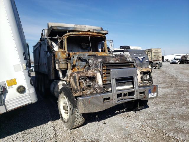 Mack 600 RD600 salvage cars for sale: 2000 Mack 600 RD600