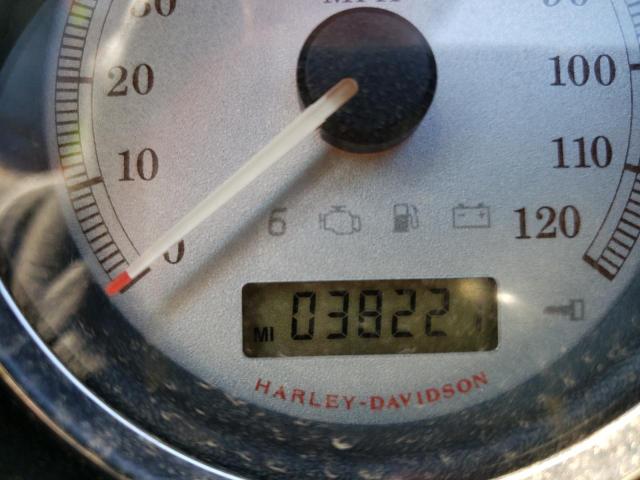 2010 HARLEY-DAVIDSON FLHX 1HD1KB432AB672712