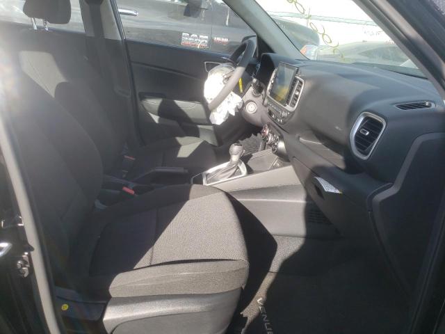 2022 HYUNDAI VENUE SE KMHRB8A3XNU133093