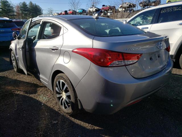 Sedans HYUNDAI ELANTRA 2013 Srebrny