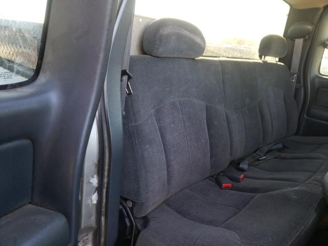 1GCHC29U01E336456 Chevrolet Silverado 2001. Фото: 5