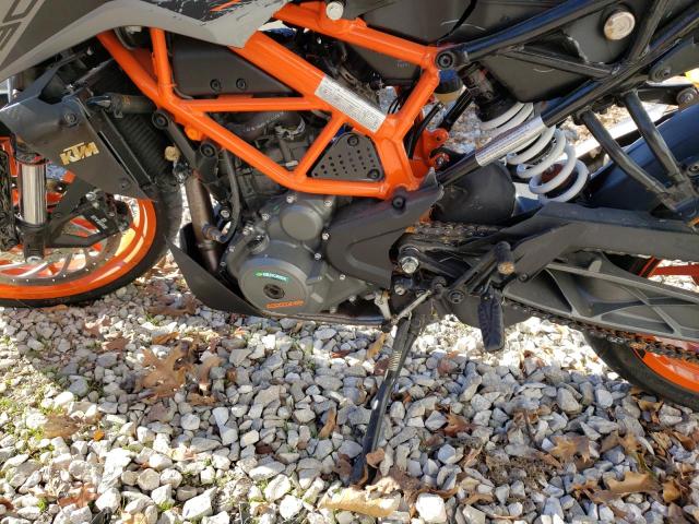 2021 KTM 390 DUKE MD2JPJ405MC244161