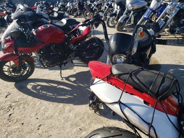 2007 SUZUKI GSX-R750 - JS1GR7KA572101451