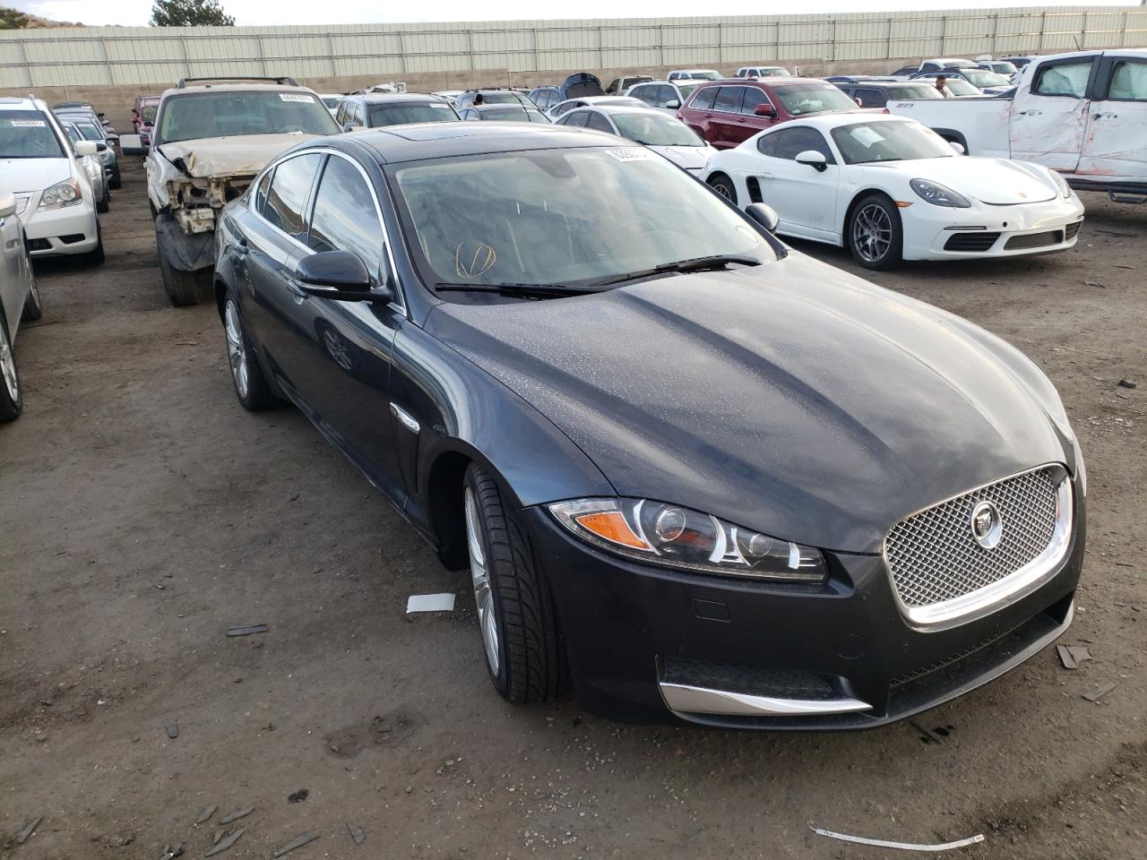 JAGUAR XF PORTFOLIO