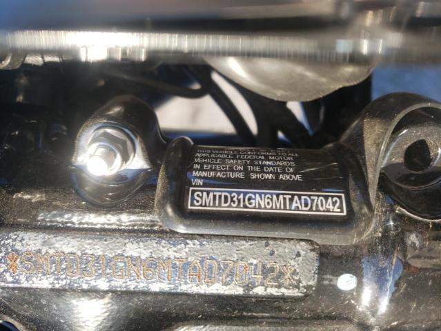 2021 TRIUMPH MOTORCYCLE STREET TWI SMTD31GN6MTAD7042