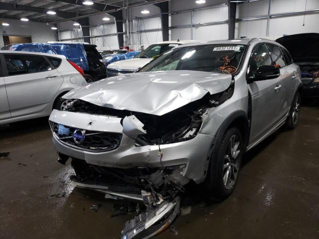 2016 VOLVO V60 CROSS YV4612HK1G1003385
