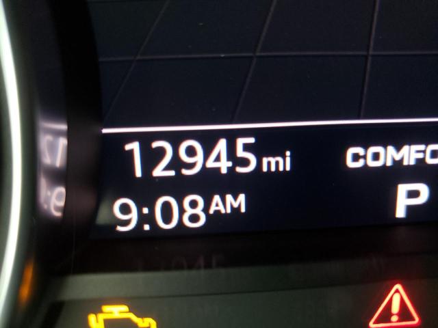 2017 AUDI A4 WAUANAF41HN028052