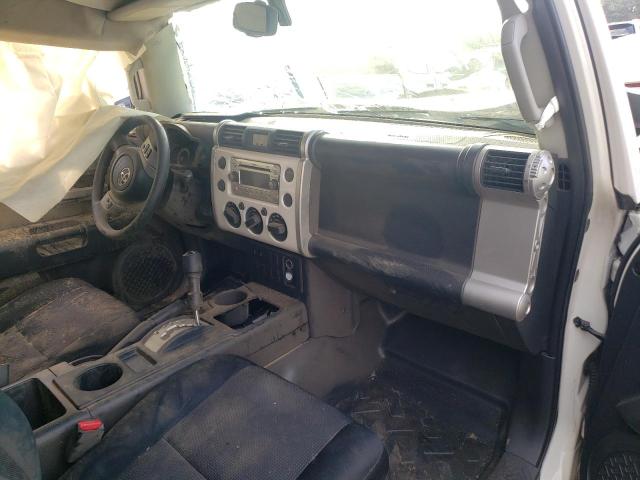 2011 TOYOTA FJ CRUISER JTEZU4BF3BK011372