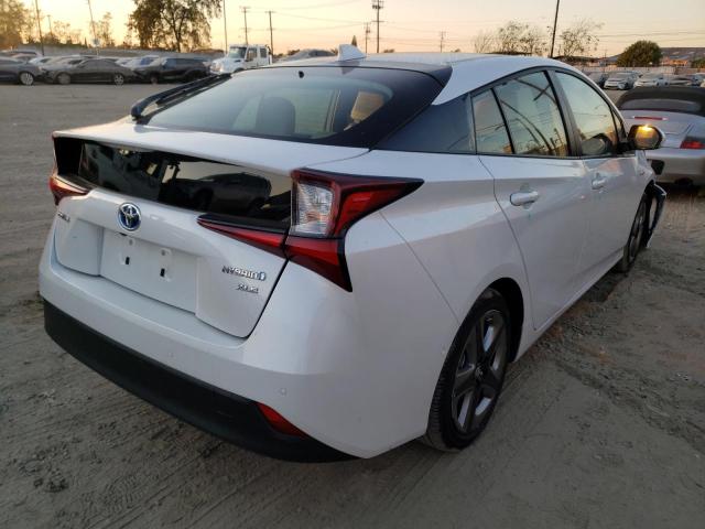 2021 TOYOTA PRIUS SPEC JTDKAMFU0M3133322