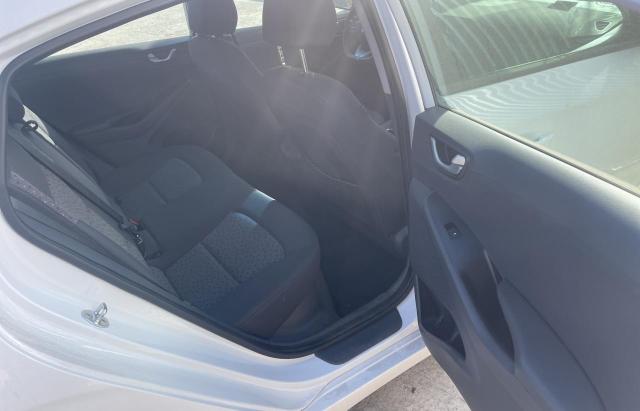 2018 HYUNDAI IONIQ KMHC65LD4JU104200