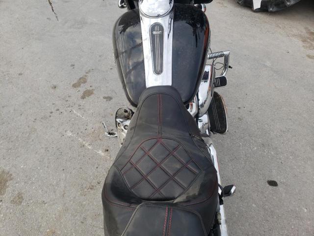 2020 HARLEY-DAVIDSON FLHX 1HD1KBC13LB601649