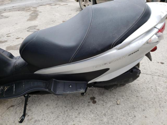 2014 SUZUKI UH200 MLCCH41A6E1600398