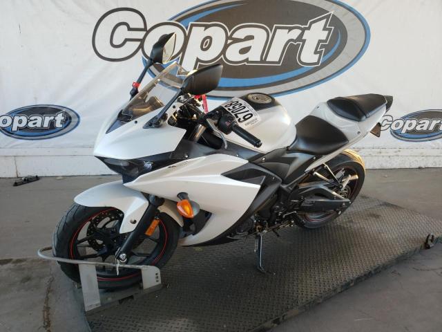 2015 YAMAHA YZFR3 MH3RH06Y8FK008987
