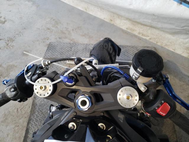 2017 SUZUKI GSX-R1000 JS1DM11H7H2100154