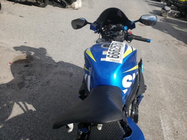2015 SUZUKI GSX-R600 JS1GN7FAXF2100736