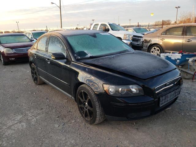 Salvage cars for sale from Copart Indianapolis, IN: 2005 Volvo S40 2.4I