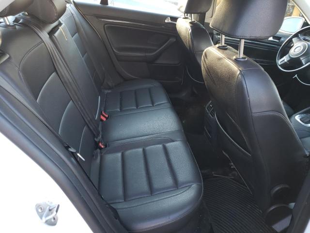2010 VOLKSWAGEN JETTA WOLF 3VWRA7AJ5AM098698