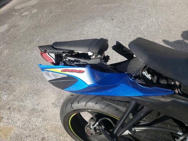 2015 SUZUKI GSX-R600 JS1GN7FAXF2100736