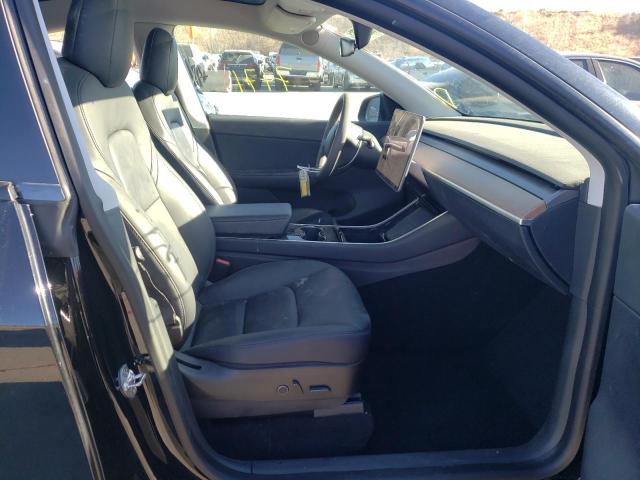 2021 TESLA MODEL Y 5YJYGDEE5MF067601