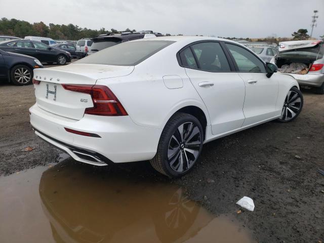 2022 VOLVO S60 B5 MOM 7JRL12FZ4NG160166