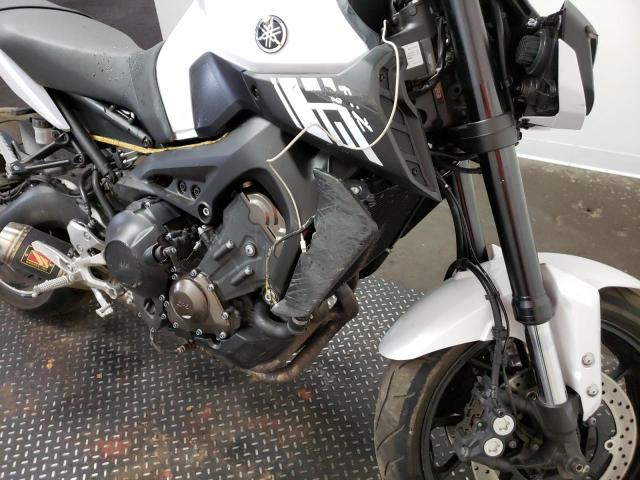 2017 YAMAHA FZ09 JYARN53E2HA000550