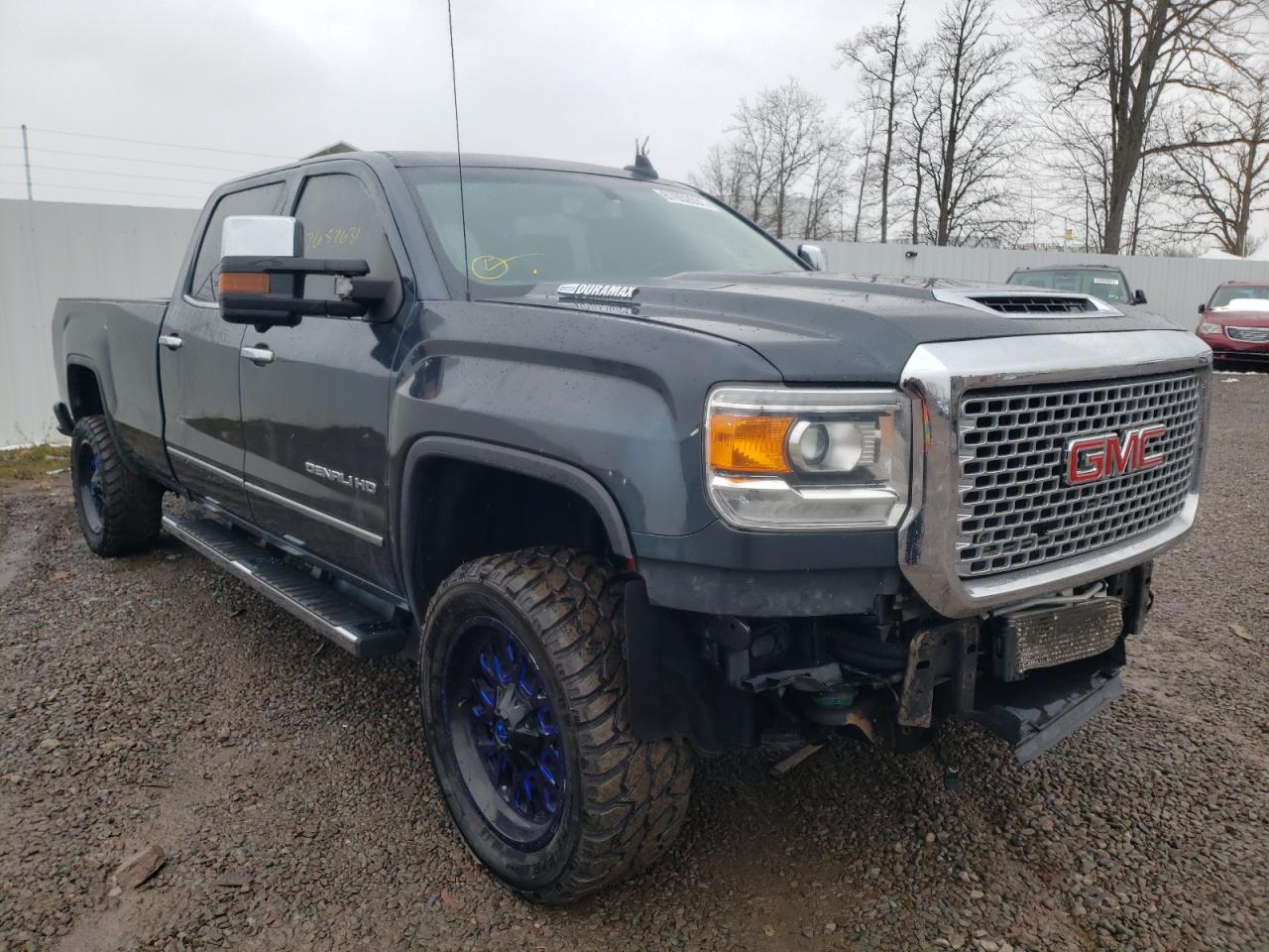 GMC Sierra 3500 HD Denali