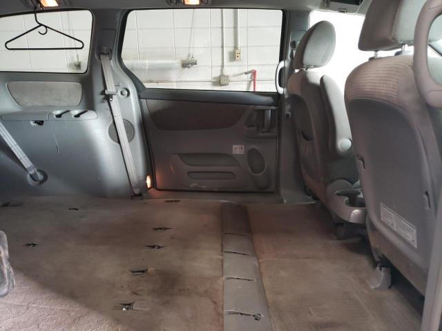 2010 TOYOTA SIENNA CE 5TDKK4CC8AS312968