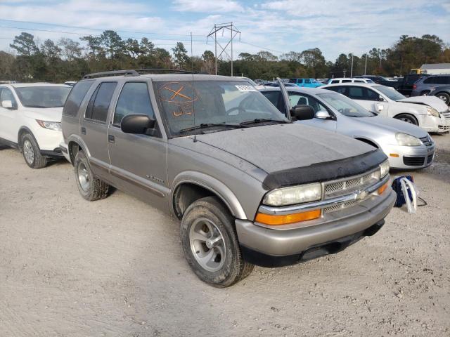 Salvage cars for sale from Copart Greenwell Springs, LA: 2002 Chevrolet Blazer