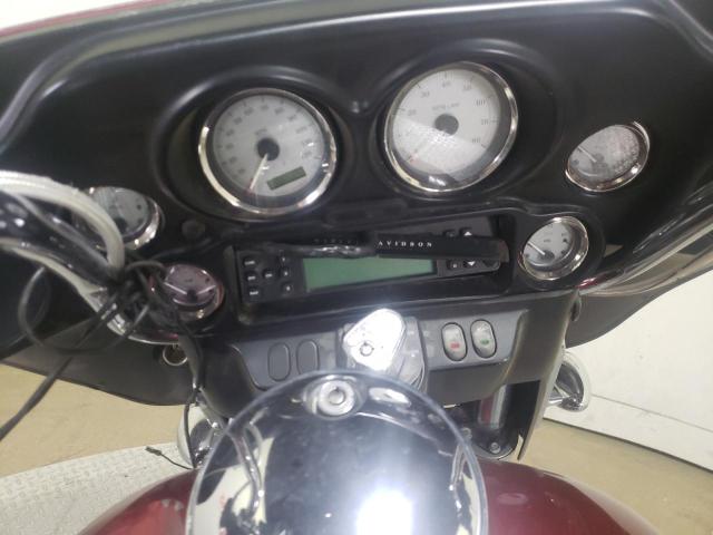 2010 HARLEY-DAVIDSON FLHX 1HD1KB419AB665108