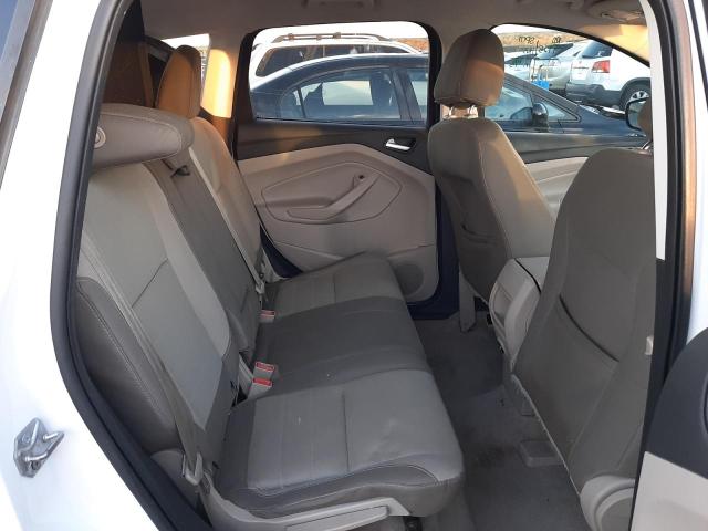1FMCU0G72FUA51615 Ford ESCAPE SE