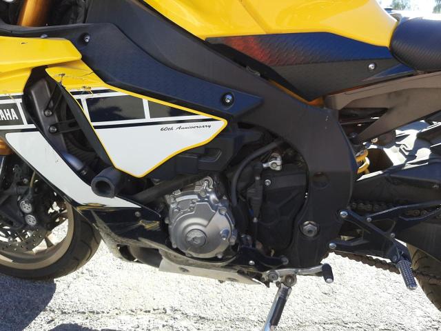 2016 YAMAHA YZFR1 C JYARN39Y7GA000841