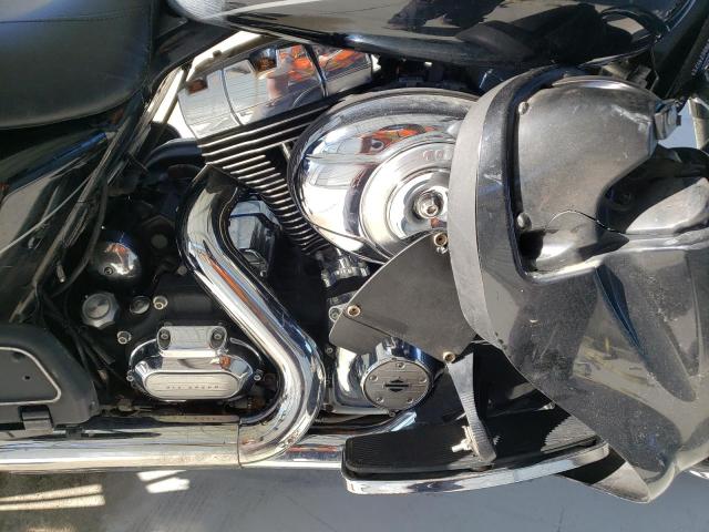 2011 HARLEY-DAVIDSON FLHTK 1HD1KEM19BB674278