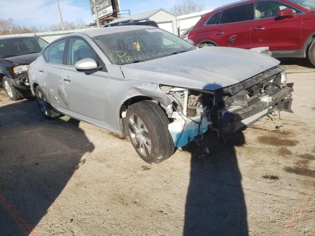Salvage cars for sale from Copart Wichita, KS: 2020 Nissan Altima S