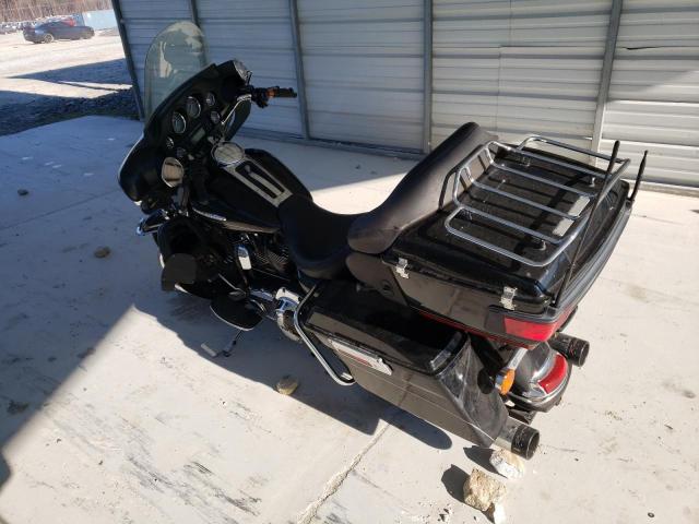 2011 HARLEY-DAVIDSON FLHTK 1HD1KEM19BB674278