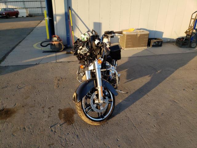 2019 HARLEY-DAVIDSON FLHX 1HD1KBC35KB632059