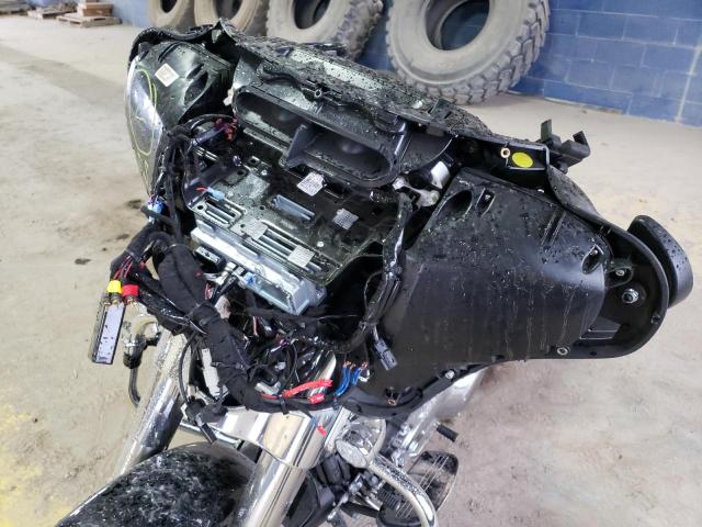 2019 HARLEY-DAVIDSON FLHX 1HD1KBC19KB666472