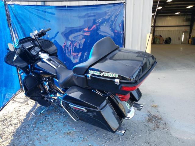 2017 HARLEY-DAVIDSON FLTRU 1HD1KGD14HB671793